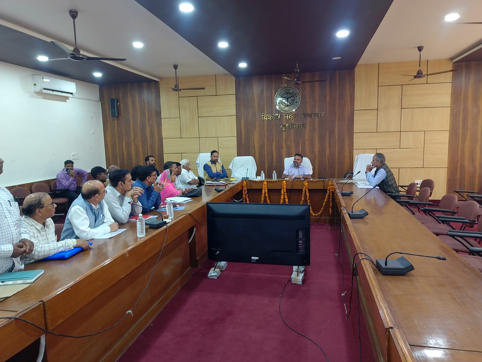 बंद पड़ी पडरौना चीनी मिल को फिर से शुरू कराने की पहल तेज