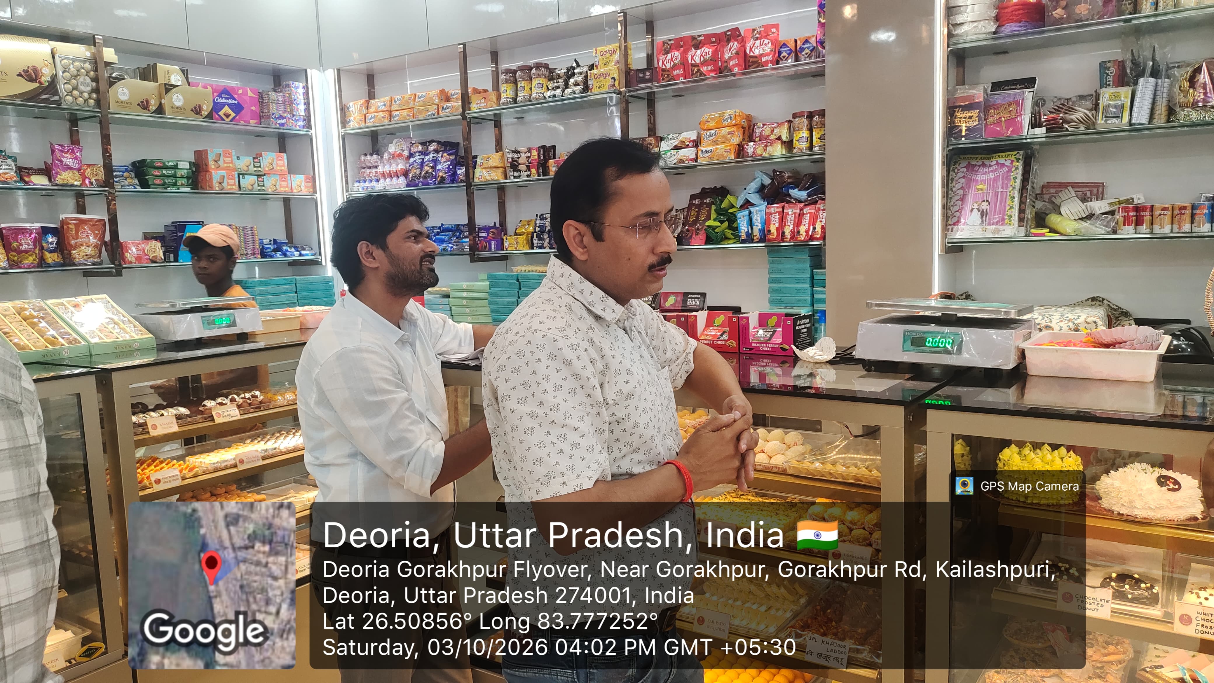 मिठाई एवं पैकेट्स की बिक्री की तौल शुद्धता एवं गैस एजेंसी पर सिलिन्डरों के गैस की वजन की जांच
