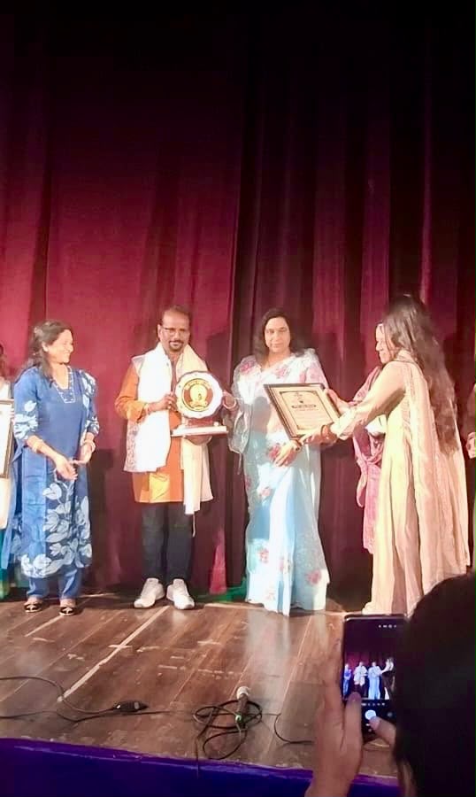 डॉ. राकेश श्रीवास्तव को लखनऊ में मिला रवि नागर स्मृति मंजुश्री सम्मान